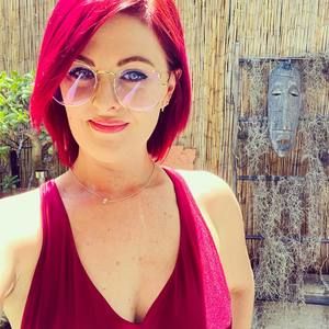 Meet your Posher, Angela